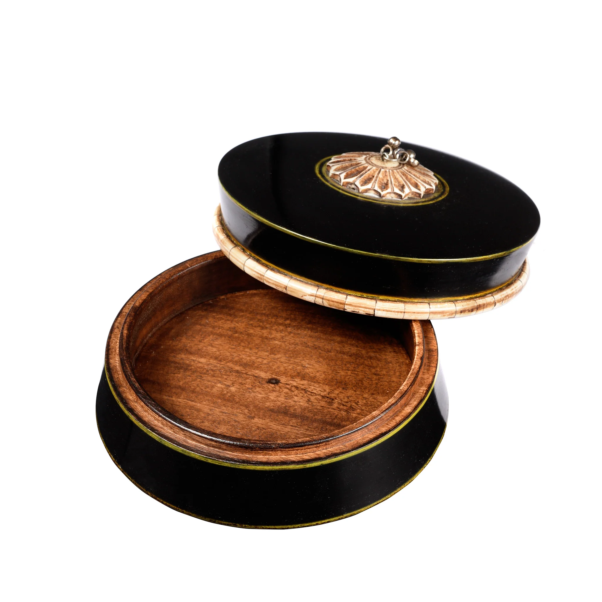 Indian Black Lacquer Pot - Image 6