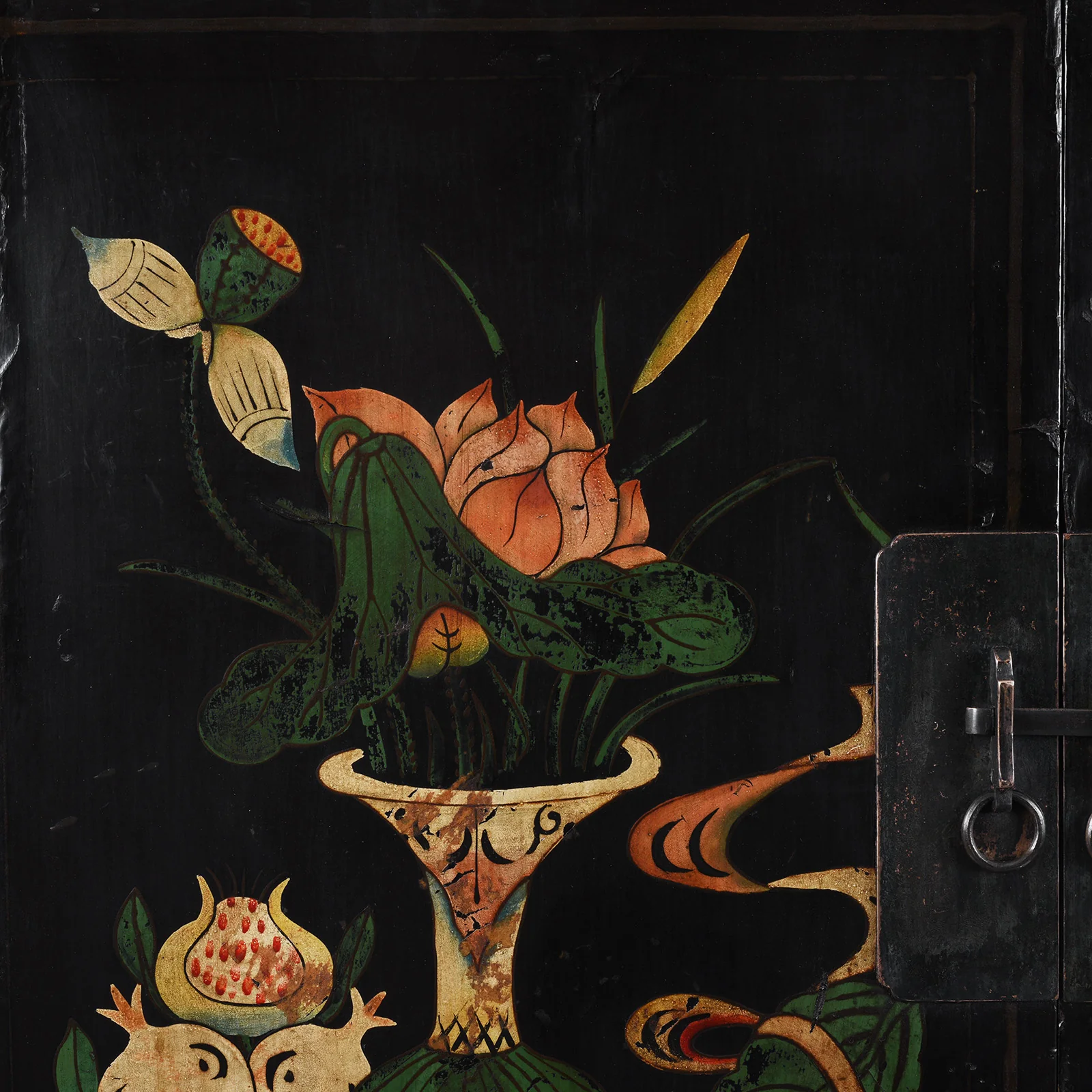 Black Lacquer Wedding Cabinet from Shanxi - 19th Century - Image 10